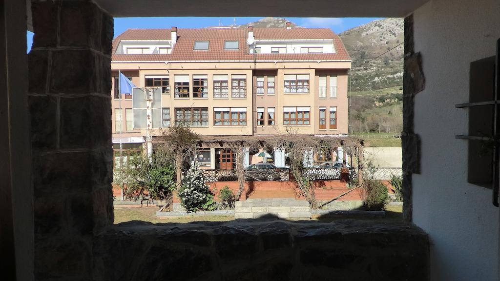 Hotel Rural Villa Elena Panes Buitenkant foto