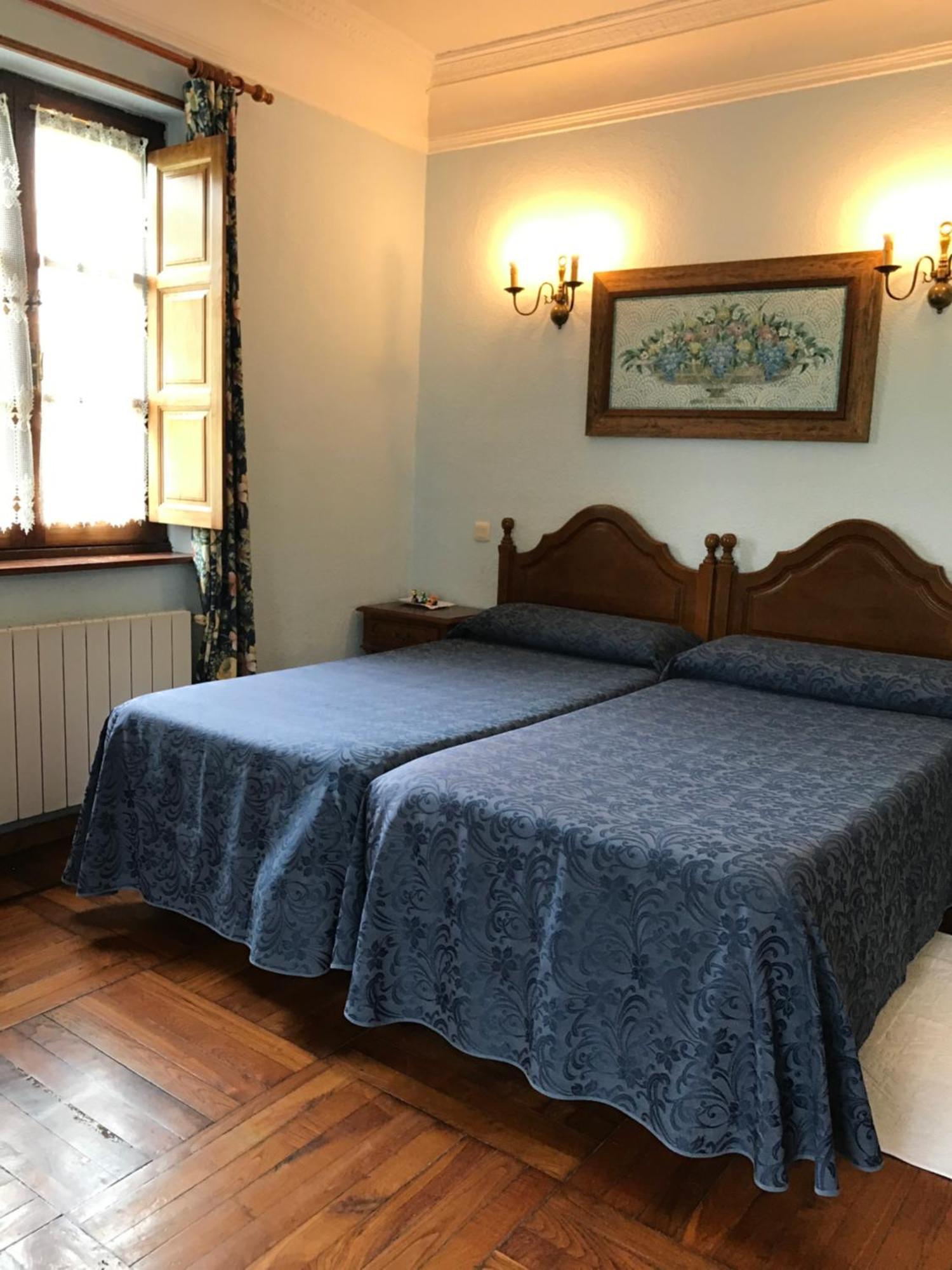 Hotel Rural Villa Elena Panes Buitenkant foto