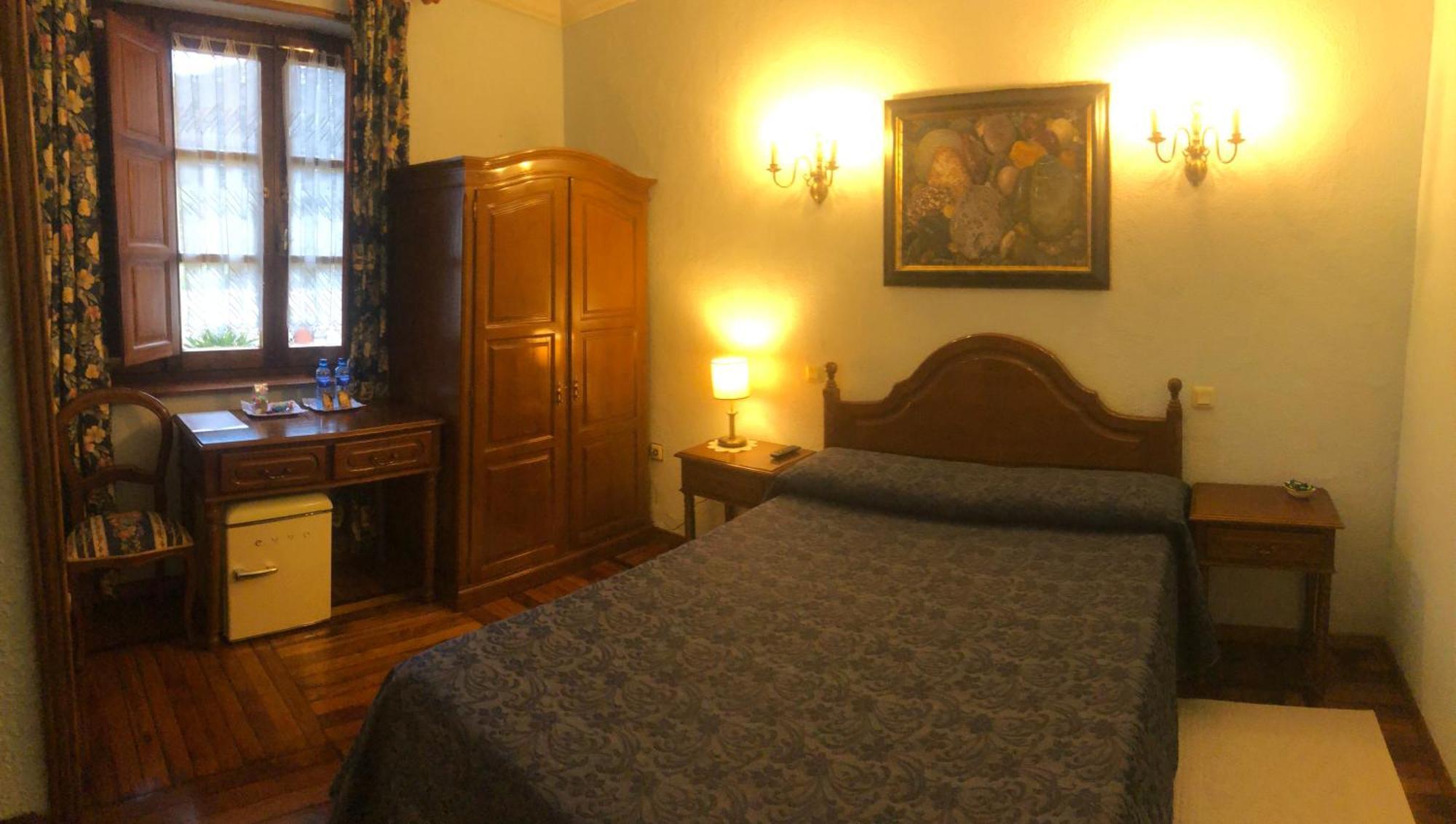 Hotel Rural Villa Elena Panes Buitenkant foto