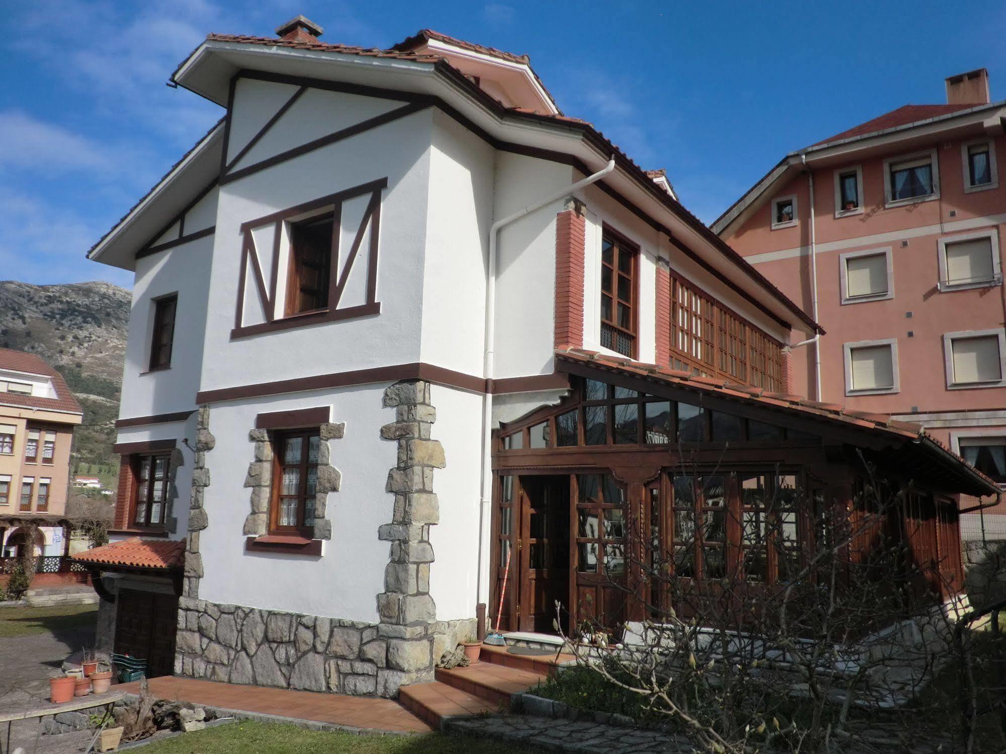 Hotel Rural Villa Elena Panes Buitenkant foto
