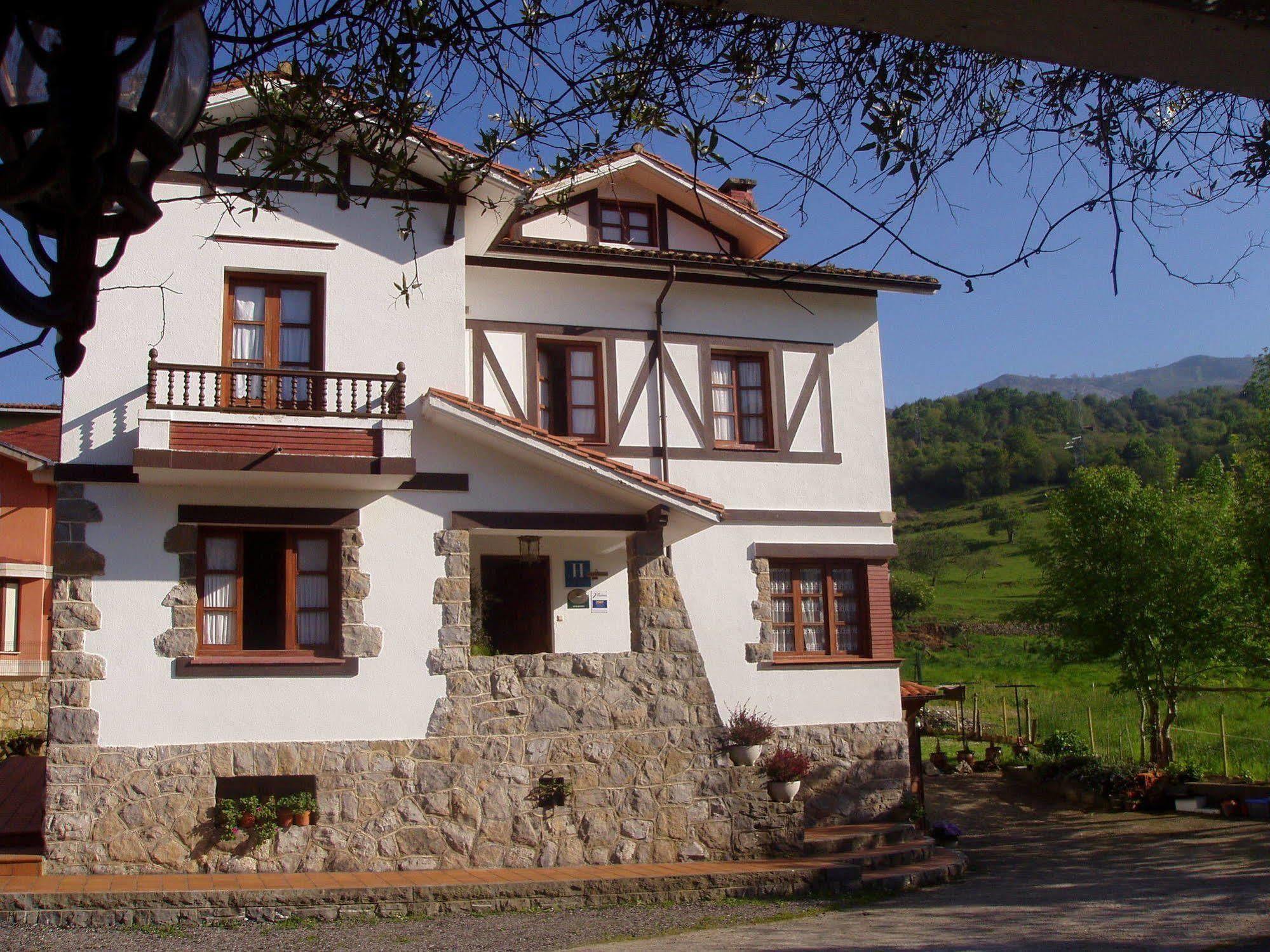 Hotel Rural Villa Elena Panes Buitenkant foto